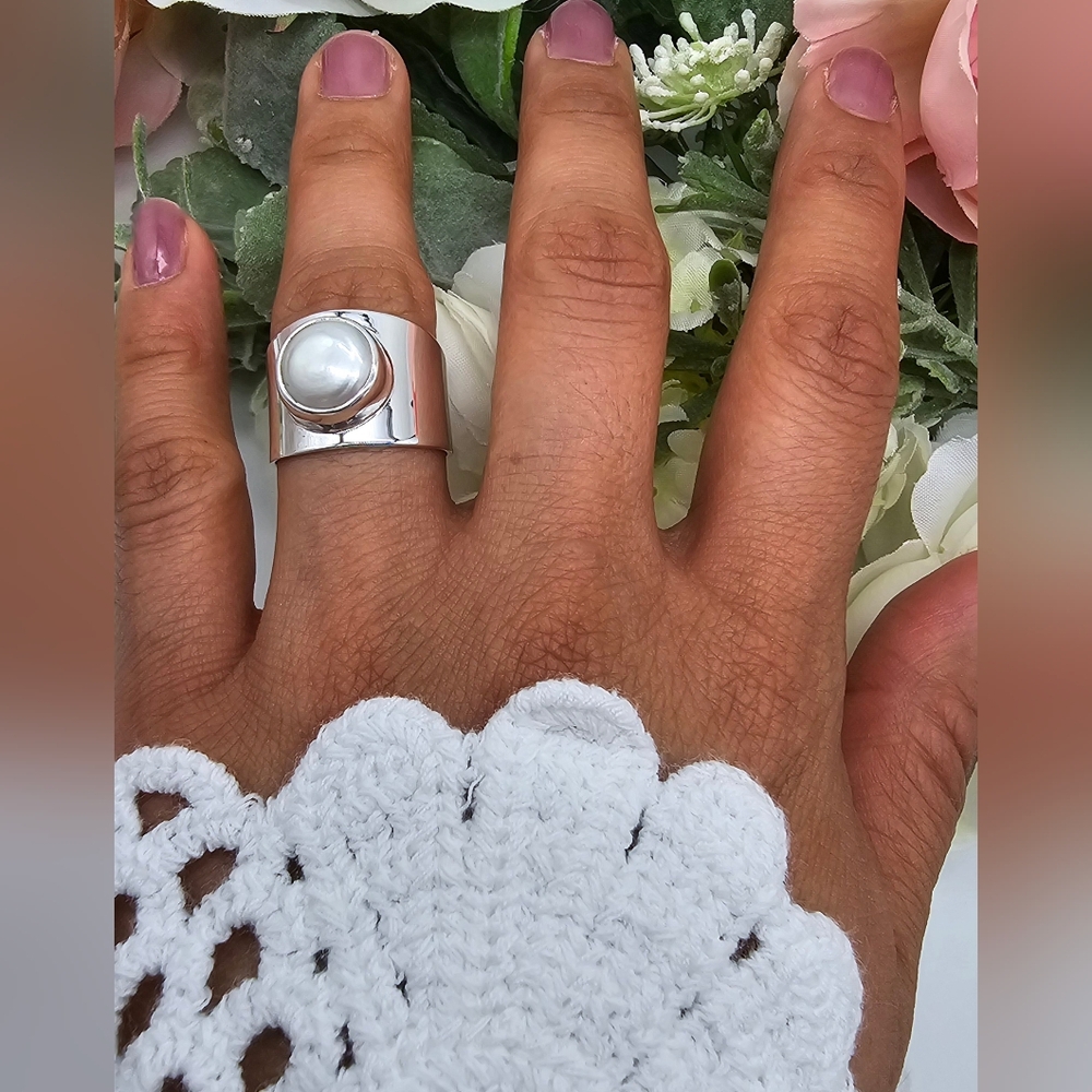 🥰 MODERN PEARL RING - Picture 7 of 10